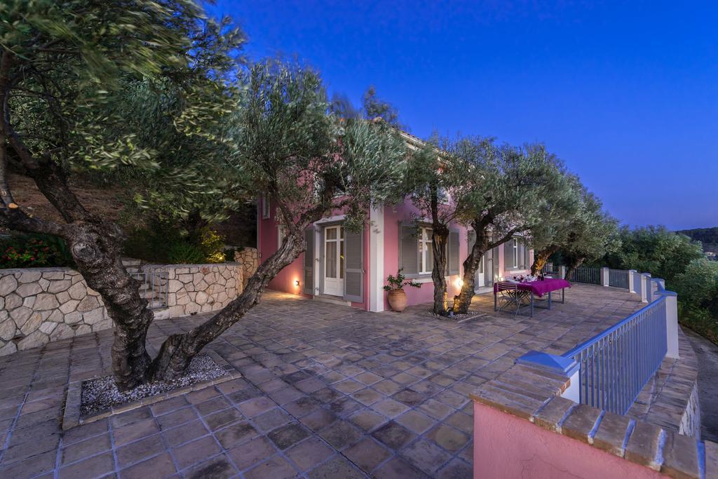 Villa Oliva, In A Serene Location & Private Pool, By Zantewize Akrotiri  المظهر الخارجي الصورة
